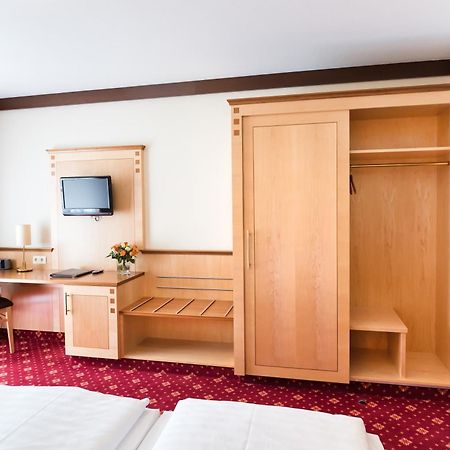 Hotel Gumberger GmbH Garni Neufahrn bei Freising Zimmer foto
