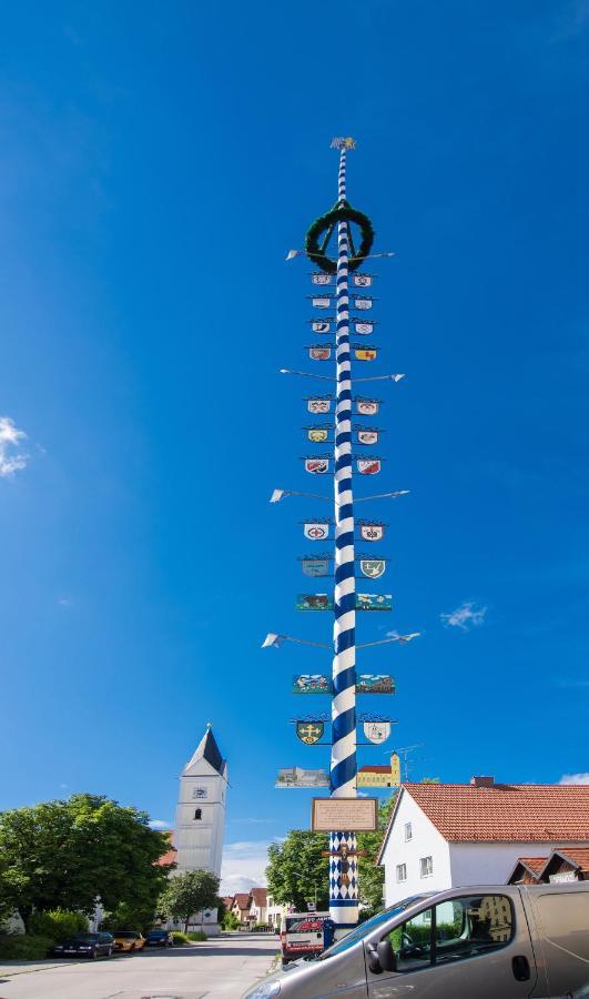 Hotel Gumberger GmbH Garni Neufahrn bei Freising Exterior foto