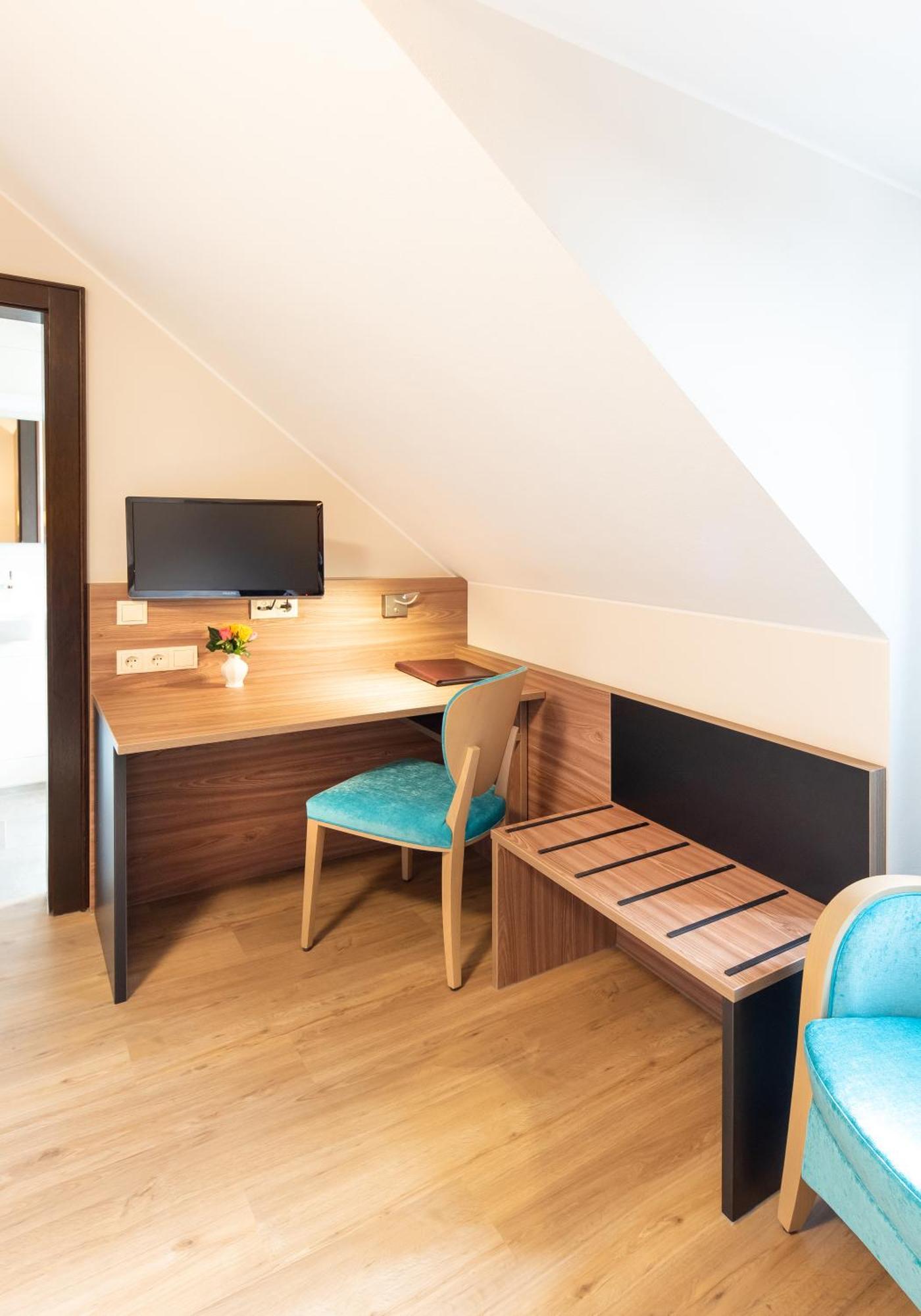 Hotel Gumberger GmbH Garni Neufahrn bei Freising Zimmer foto